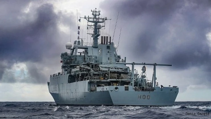 İngiltere Kraliyet Donanması: Umman Körfezi'nde İran yapımı kaçak silahlar ele geçirdik