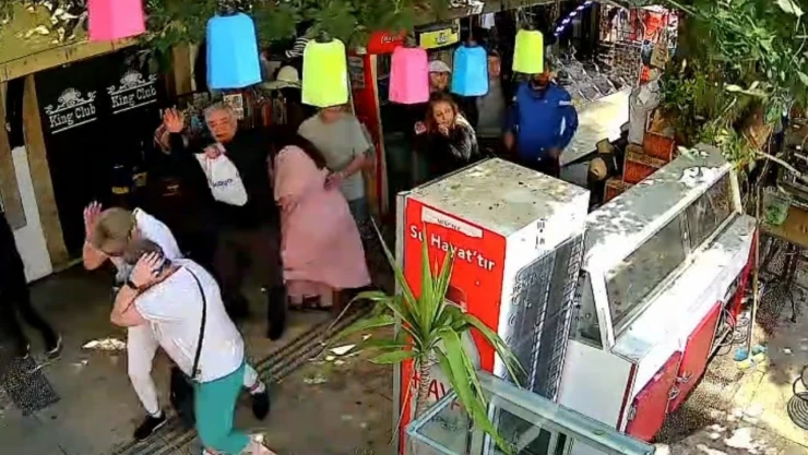 İntihar teşebbüsü olayı izleyenler için az kalsın faciaya sebep oluyordu