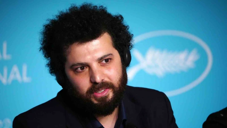 İran'da yasaklı filmin ünlü yönetmenine 6 ay hapis cezası