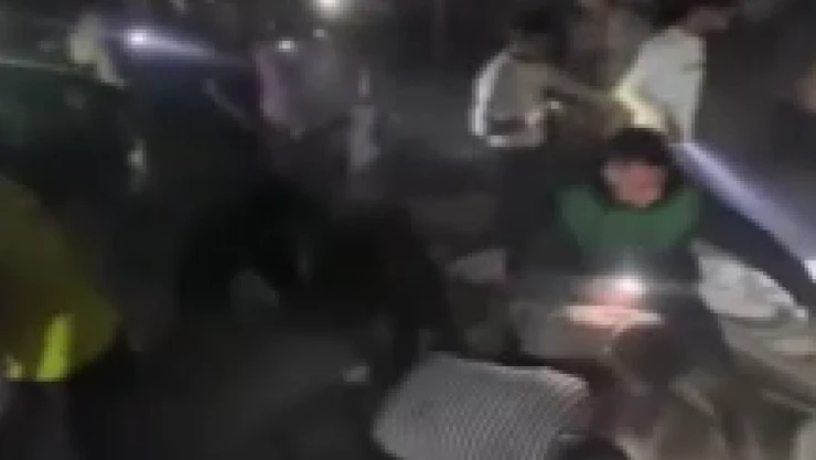 İşgalci İsrail sivillere yönelik saldırılarını sürdürüyor.