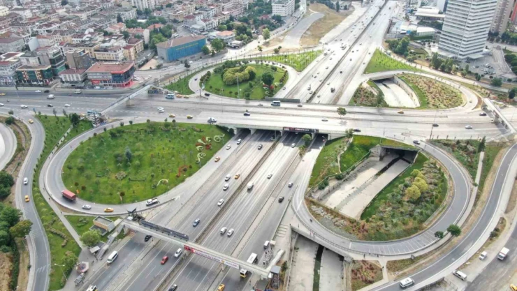 İstanbul'da yollar boş kaldı
