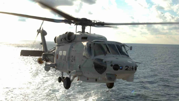Japonya'da 2 askeri helikopter düştü: 1 ölü, 7 kayıp