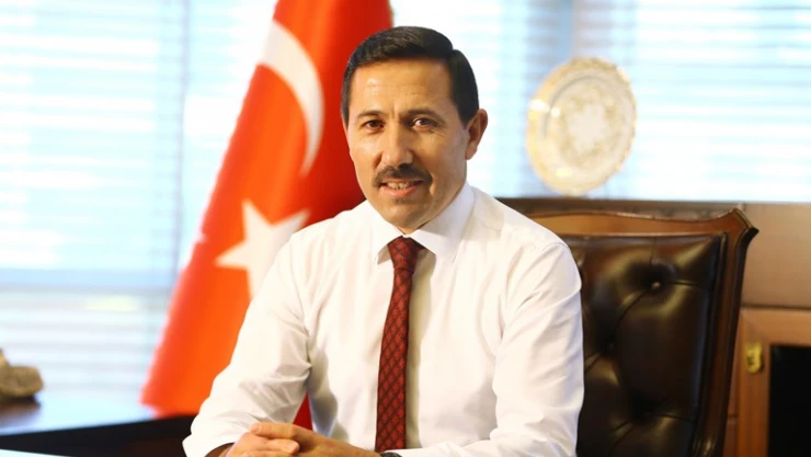 Karatay'da üniversiteyi ilk defa kazananlara destek