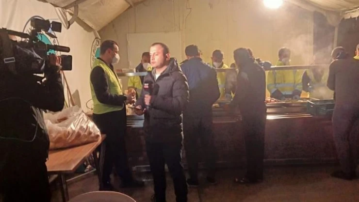 Kayseri Büyükşehir'den deprem bölgesindeki ilk konteyner kentte ilk sahur