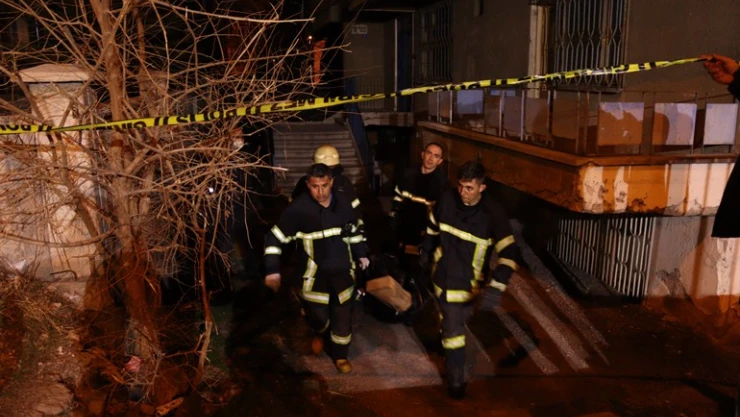 Kayseri'de  gece feci yangın..