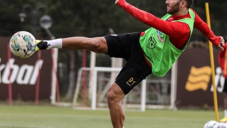 Kayserispor 5 futbolcu gönderdi