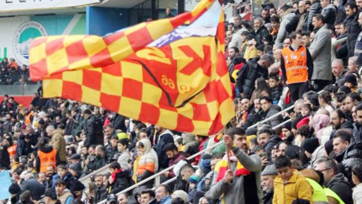 Kayserispor-Galatasaray maçını 16 bin taraftar izledi