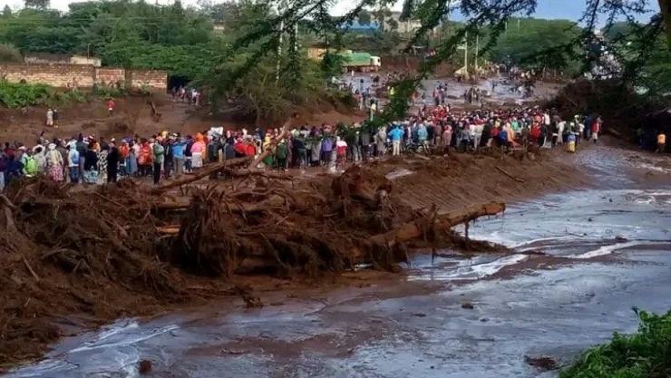 Kenya'da baraj çöktü: 42 ölü