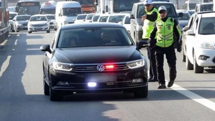 'Keyfi bir şekilde geçiş üstünlüğü hakkını kullananlara idari para cezası uygulanıyor'