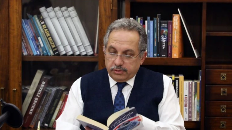 Kütüphaneler medeniyet inşasının basamaklarıdır
