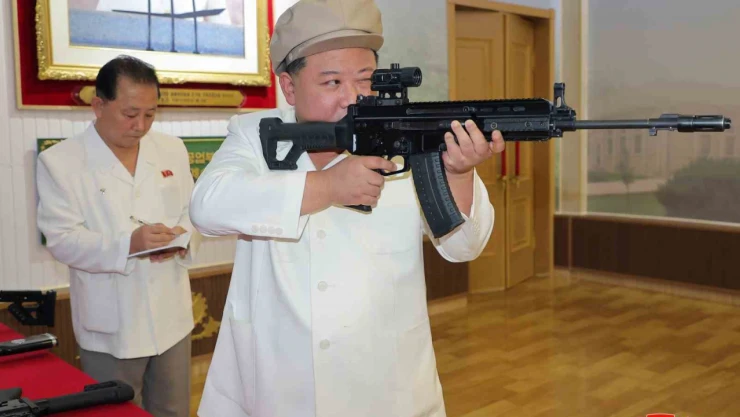 Kuzey Kore Lideri Kim'den füze üretimini artırma talimatı