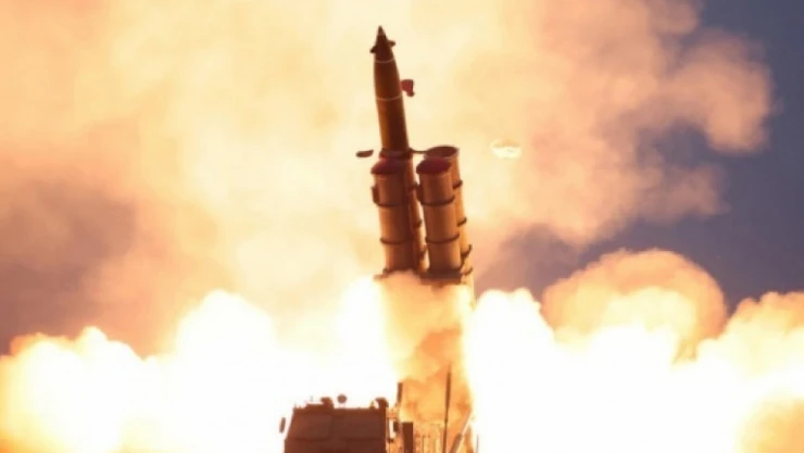 Kuzey Kore, Sarı Deniz'e birden çok füze fırlattı