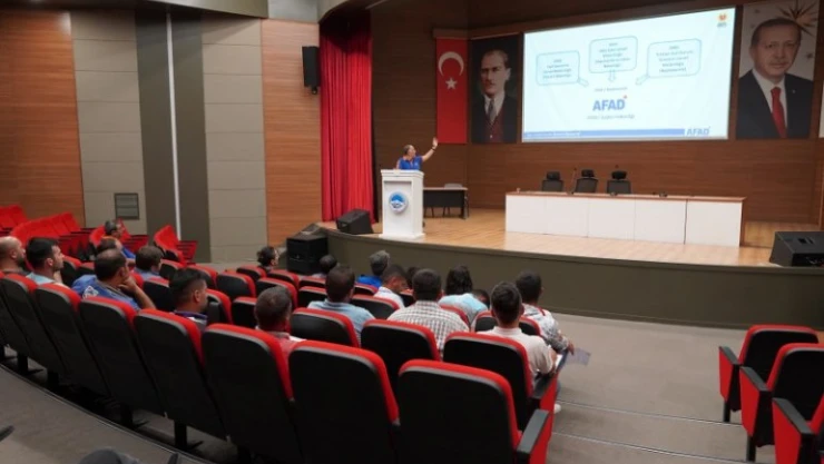 MELİKGAZİ BELEDİYE PERSONELİNE AFAD'DAN UYGULAMALI EĞ