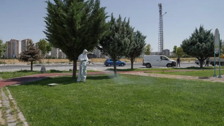 Melikgazi'de Yaz Boyu İlaçlama Çalışmaları Sürüyor