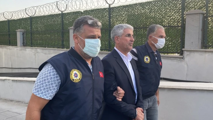 Mersin Büyükşehir Belediyesi Basın Yayın Daire Başkanı tutuklandı