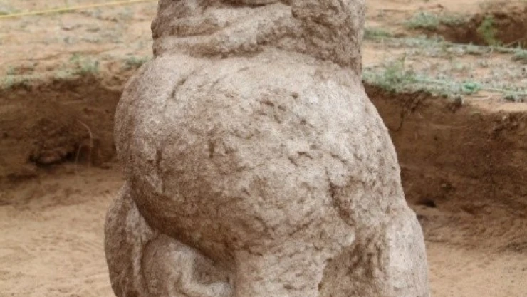 Moğolistan'da İlteriş Kutluk Kağan'ın külliyesi ve yazıtı bulundu