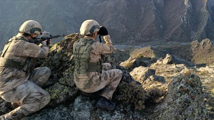 MSB: Çok sayıda silah ve mühimmat da ele geçirildi