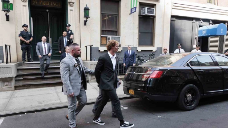 New York'ta siyahi evsiz adamı boğarak öldüren eski asker, 100 bin dolar kefaletle serbest