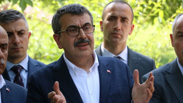 Öğretmenlere zorunlu hizmet affı geliyor