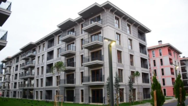 Orta gelirli ailelere yönelik konut kampanyasının detayları 4 Ocak Çarşamba günü saat 10.00'da paylaşacak.