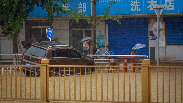 Pekin'de selde 11 kişi öldü, 27 kişi kayıp