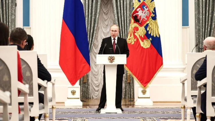 Putin: Rusya, bir kez daha meydan okumayla karşı karşıya