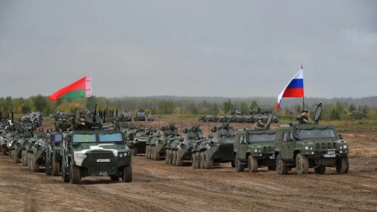 Rus ve Belarus askerlerinden ortak savaş tatbikatı