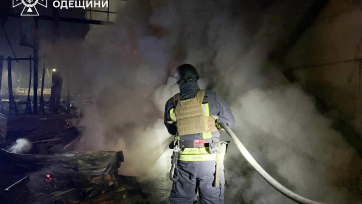 Rusya, Ukrayna'da liman altyapısını vurdu