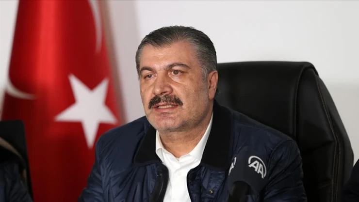 Sağlık Bakanı Koca: Paramedik arkadaşımız Hasan Kaymaz kaldırıldığı hastanede maalesef hayatını kaybetti