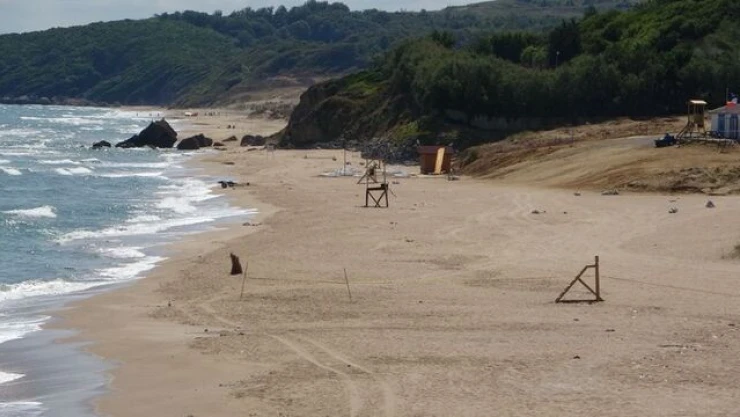 Şile'de 30'a yakın patlamamış mayın bulundu, sahil kapatıldı