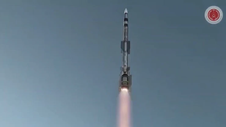 Siper füzesi'nin 100 kilometre menzili aştığını duyurdu