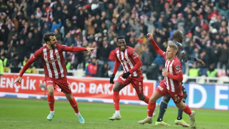 Sivasspor, Fiorentina'ya konuk olacak