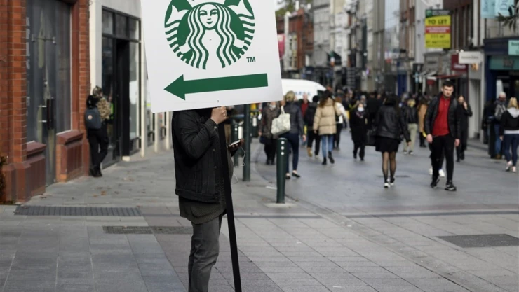 Starbucks'tan Filistin'e destek paylaşımlarına dava