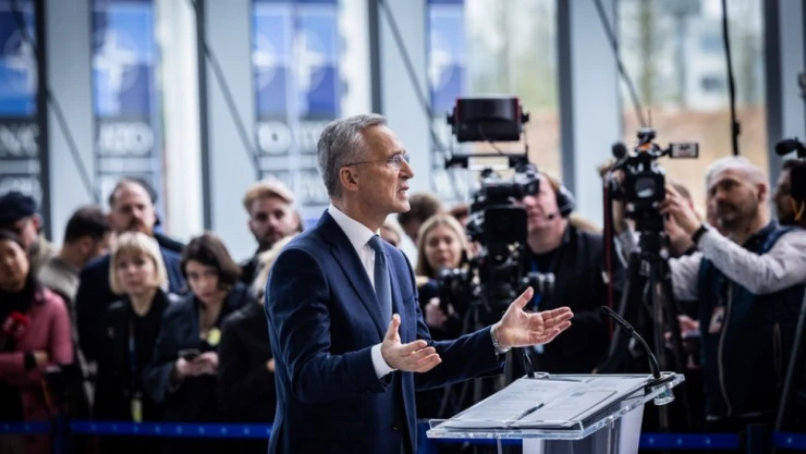 Stoltenberg: Çin, Rusya'nın savaş ekonomisini destekliyor. Rusya geleceğini Pekin'e ipotek ediyor