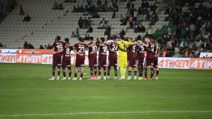 Trabzonspor'dan 1 dakikalık protesto