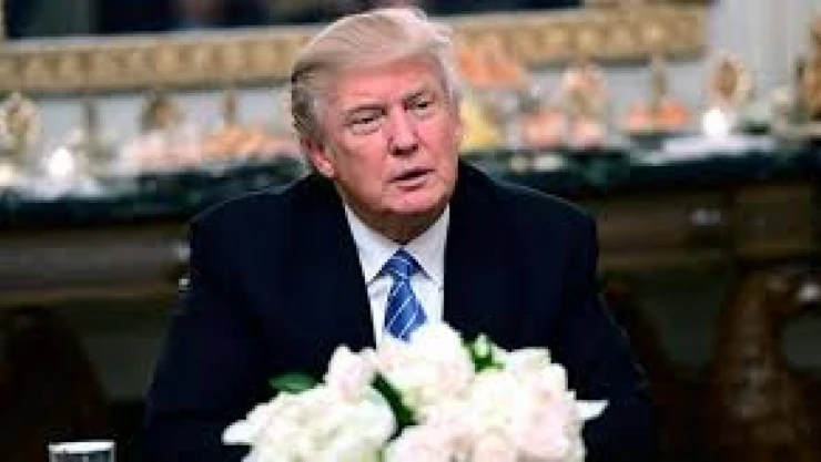 Trump'a yönelik 'sus payı' davasında eski dergi yöneticisi Pecker tanık olarak dinlendi