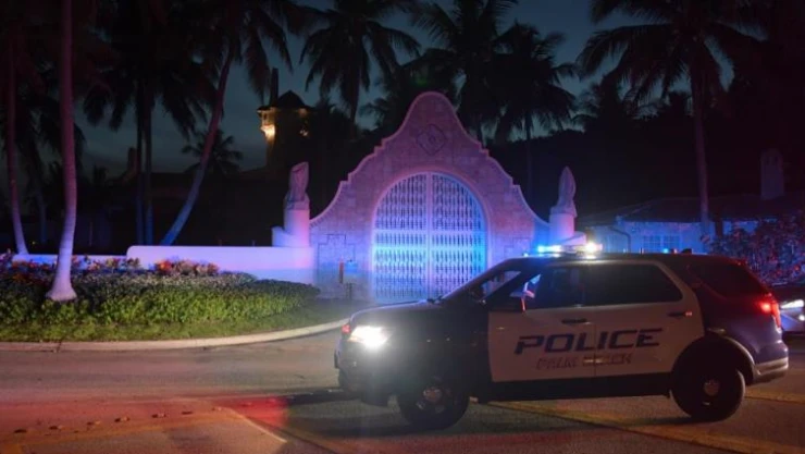 Trump'ın Florida'daki evinde FBI araması