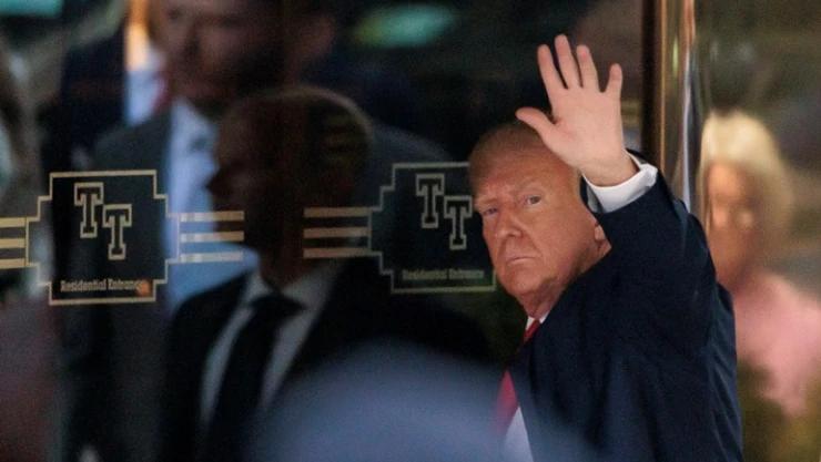 Trump, yarın hakim karşısına çıkmak üzere New York'ta