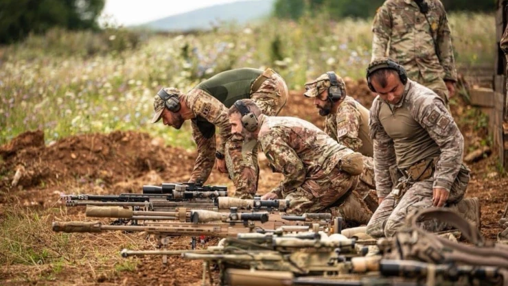 Türk askeri 8'inci Avrupa En İyi Keskin Nişancı Timi Yarışması'nı galip tamamladı