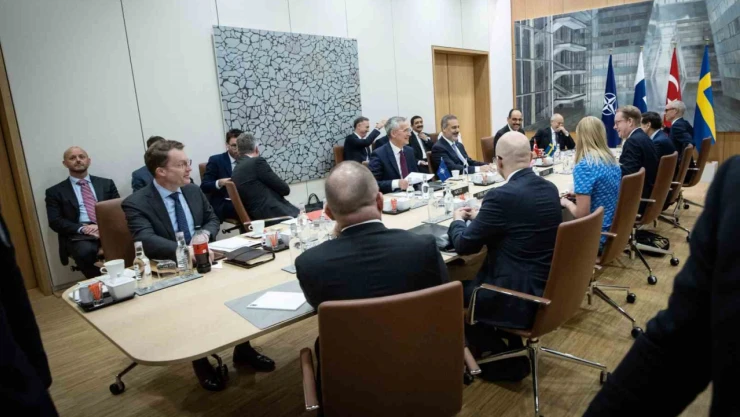 Türkiye, İsveç ve Finlandiya heyetleri Brüksel'de bir araya geldi