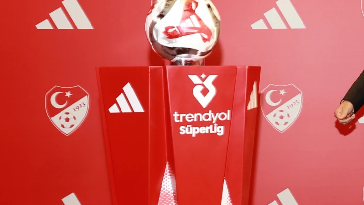 Türkiye Profesyonel Ligleri Resmi Top Sponsoru adidas Oldu
