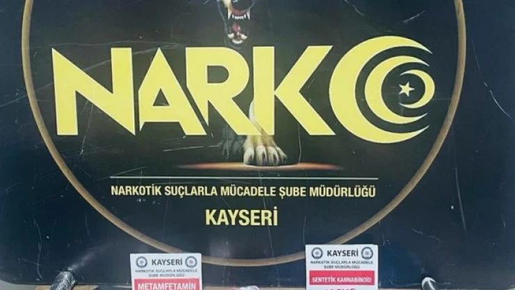 Uyuşturucu tacirleri polisten kaçamadı
