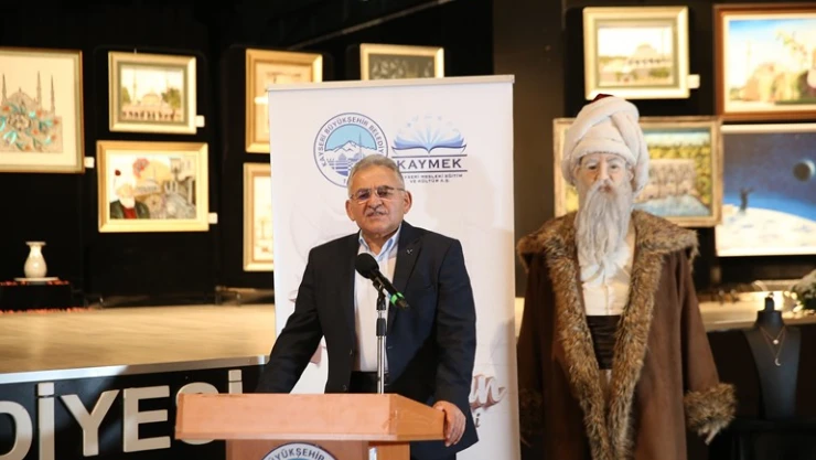 'Yapı ve gönül mimarı Sinan'ı rahmet, minnet ve saygıyla anıyorum'