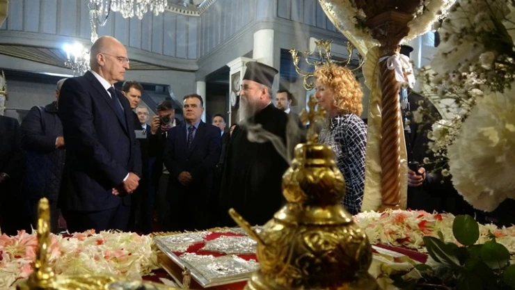 Yunanistan Dışişleri Bakanı Nikos Dendias, Gökçeada'da ayine katıldı
