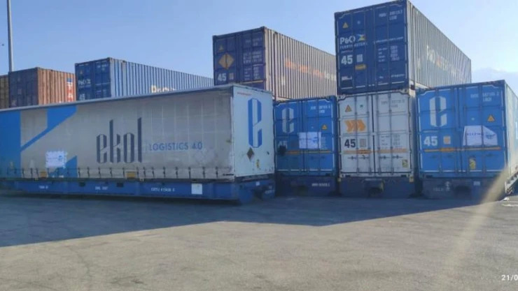 Yunanistan, Türkiye'deki depremzedeler için yardımlarını sürdürüyor