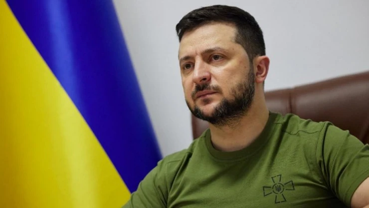 Zelenskiy, Putin ile müzakereyi reddeden kararnameyi imzaladı