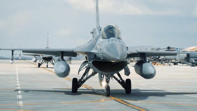 ASELSAN'ın geliştirdiği AESA Uçak Burun Radarı F-16'ya takıldı