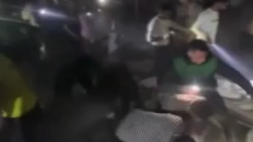 İşgalci İsrail sivillere yönelik saldırılarını sürdürüyor.