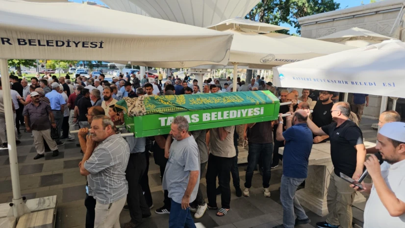 Kayseri'de Cenazede Büyük Karışıklık