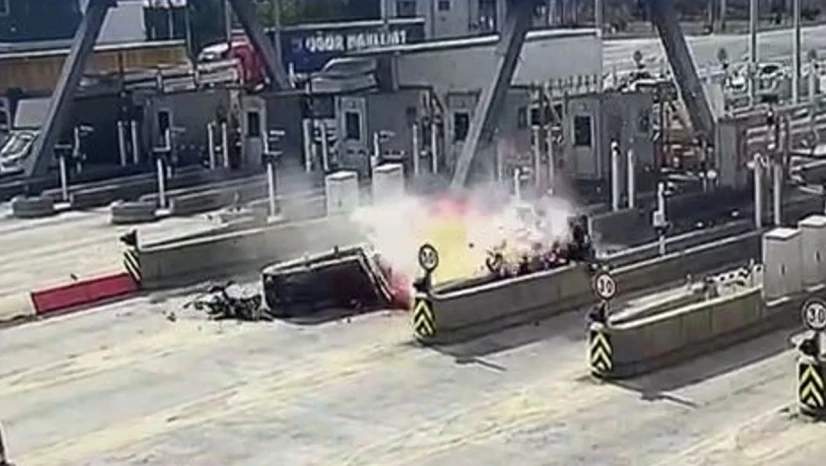 Kuzey Marmara Otoyolu'nda Kaza Faciası